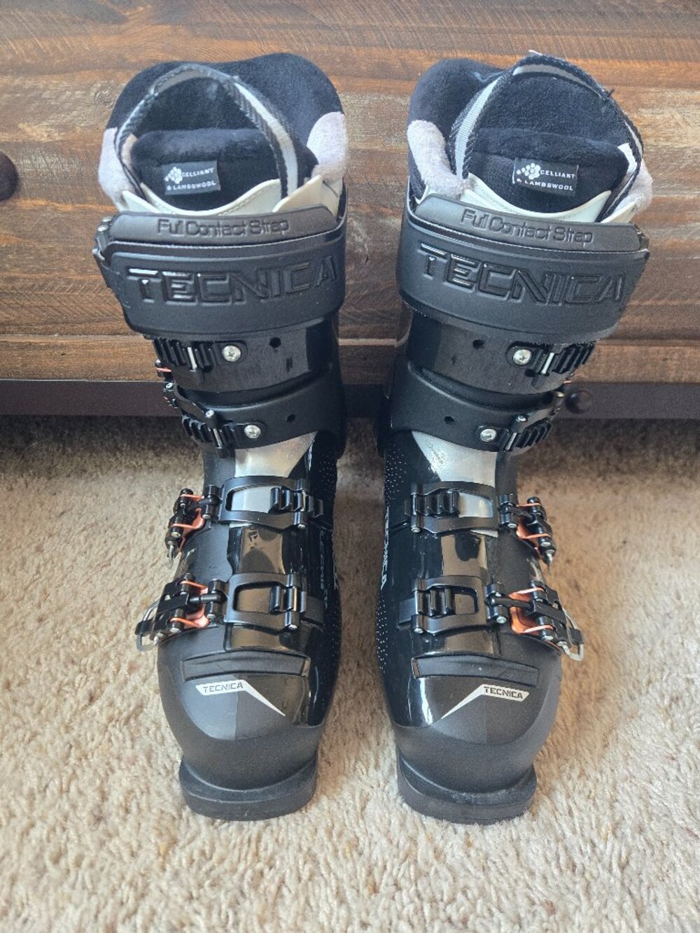 NEW Tecnica Mach1 LV Pro W Women's Ski Boots - Size 25.5 - Black/Orange/Teal